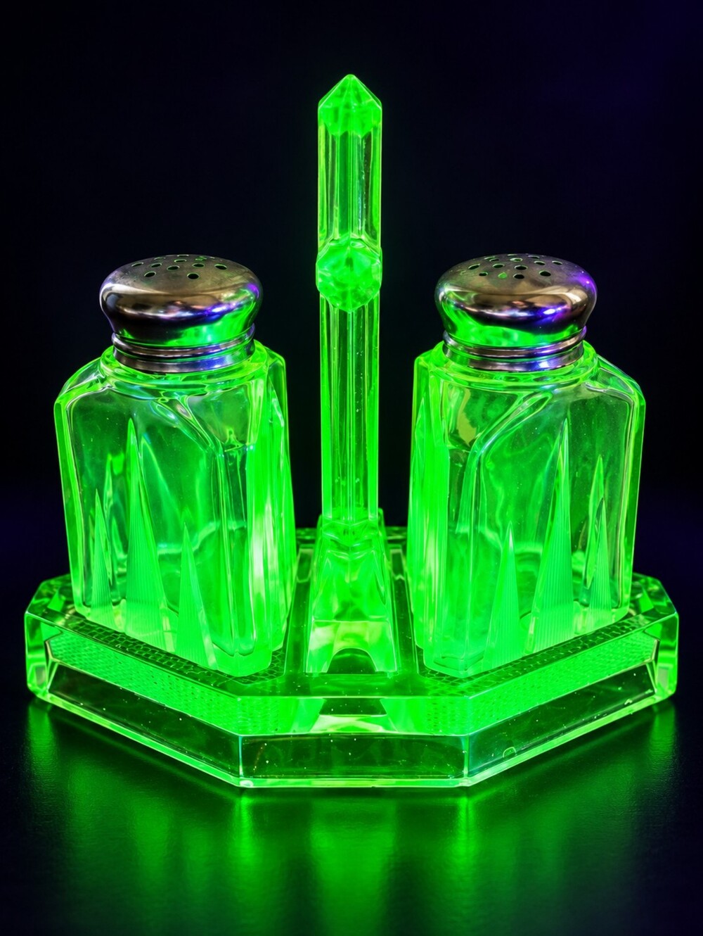 Vintage Uranium Glass Salt Pepper Shaker Set Caddy Art Deco Green UV Glow